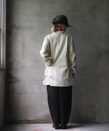 ALEKSANDR MANAMISアレクサンダーマナミ/ THREE POCKET ASYMMETRIC SHIRT JKシャツ/ am-21012
