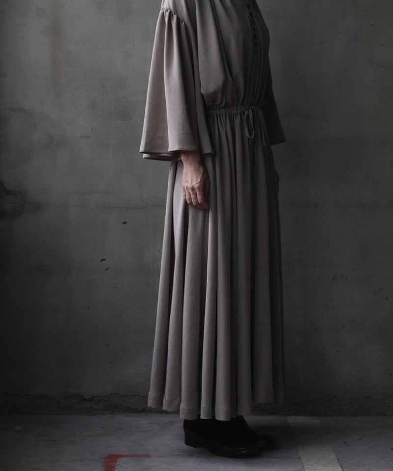 cavane キャヴァネ / TL V-Draw String dressワンピース/ ca-