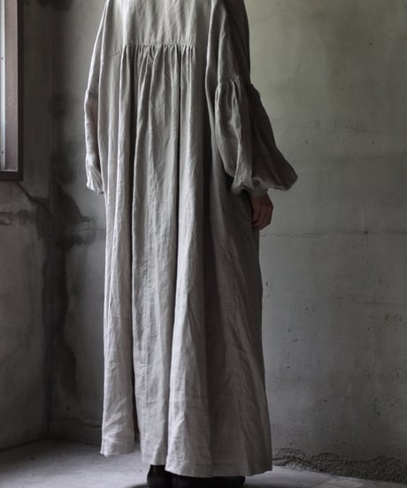 cavane キャヴァネ / Balloon sleeve dress linen100ワンピース / ca-25058