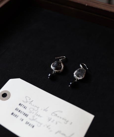 Atelier Inscrire アトリエ インスクリール / COSTUME JEWELLERY SHUNGITE EARRINGS / At-25028