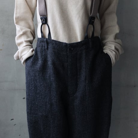 ISSEY MIYAKE プランテーション　サスペンダーワイドパンツサロペット ウィメンズ／パンツ – isseymiyake.com