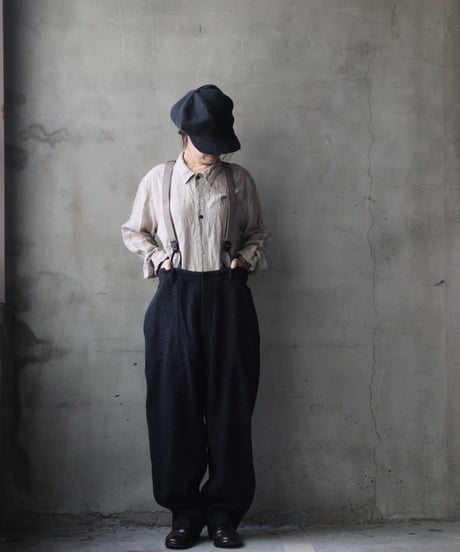 cavane キャヴァネ / Over-pants with suspender wool100パンツ / ca-25159