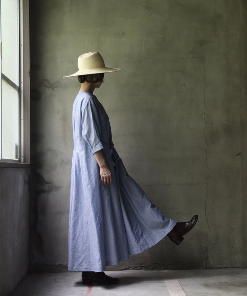 cavane キャヴァネ / Switching line tuck dressワンピース / 