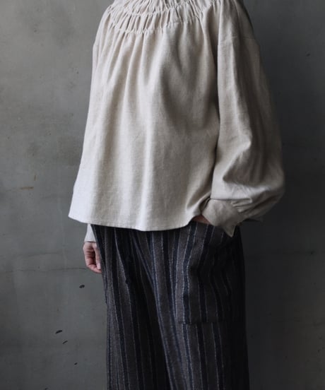 cavane キャヴァネ / Gathered stitch blouse linen & cottonブラウス / ca-25175