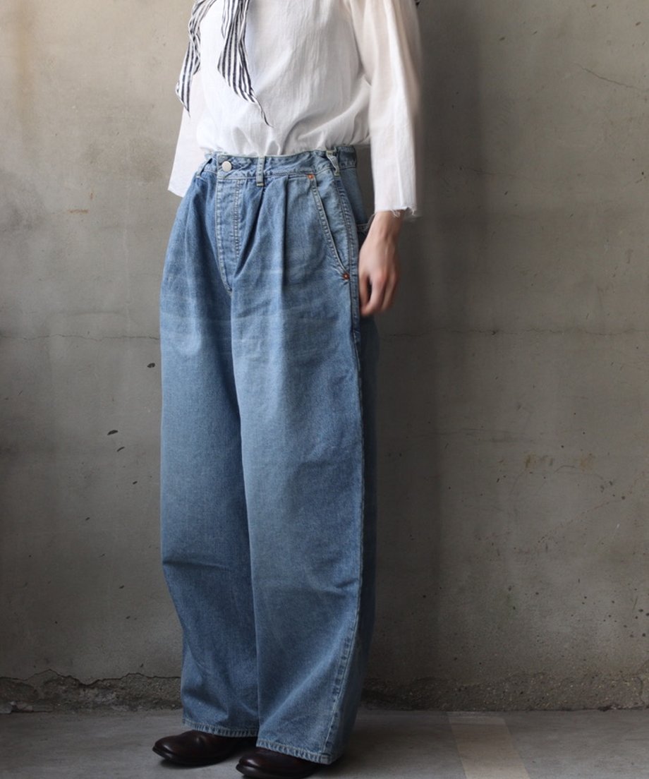 69b91d573130cc167327e18c