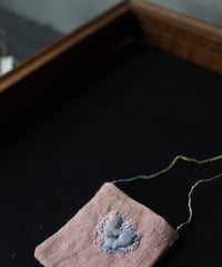 Antonia Rossi (Antomoon)/ Embroidered little pouch omamori vintage Necklaceネックレス / An-25013