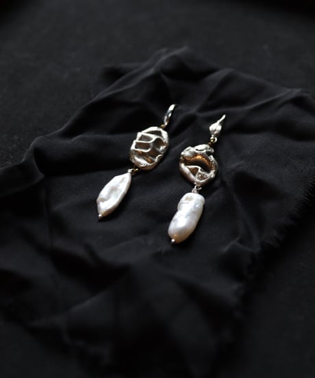 Atelier Inscrire アトリエ インスクリール / COSTUME JEWELLERY EARRING / At-26010