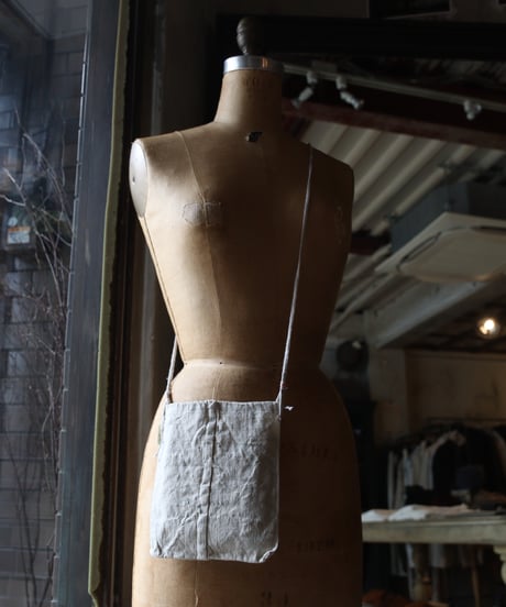 Antonia Rossi (Antomoon)/ Embroidered Shoulder Pochetteポシェット / An-24011
