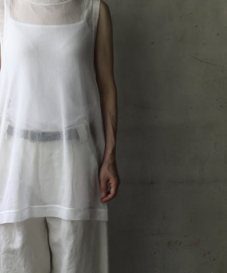 NATIVE VILLAGE ネイティブヴィレッジ / No.7/ Where the fog clears バックオープンノースリーブ（foggy white）/ na-25012