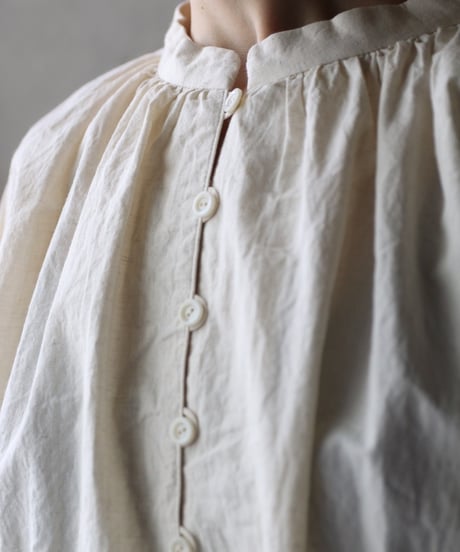 cavane キャヴァネ / Stand collar with waist drawstring blouse cotton&linenブラウス / ca-26058