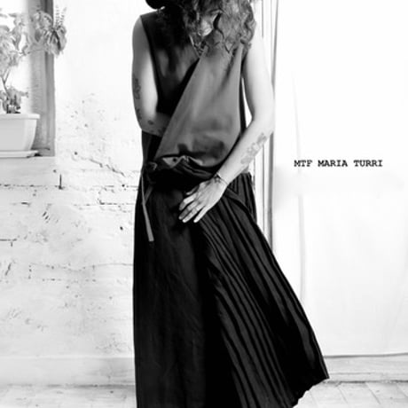 『新品』 maria turri マリアトゥッリ　スカート 新品』 maria turri マリアトゥッリスカート