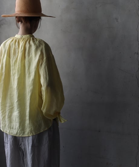 cavane キャヴァネ / Gather Neck Pullover Blouse linen100ブラウス / ca-26067
