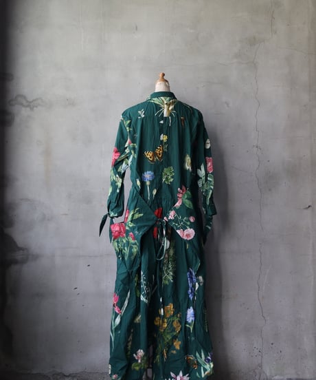 ALEKSANDR MANAMISアレクサンダーマナミ/ JARDIN VERT 3/4 APRON DRESSワンピース/ am-25001