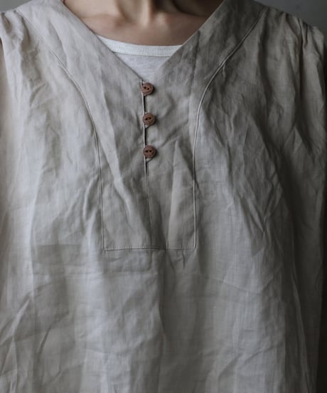 cavane キャヴァネ / V Pull-over blouse linen100ブラウス / ca-25148