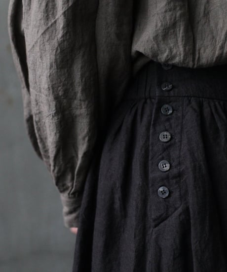 cavane キャヴァネ / Gathered skirt with side button linen100 スカート / ca-25145