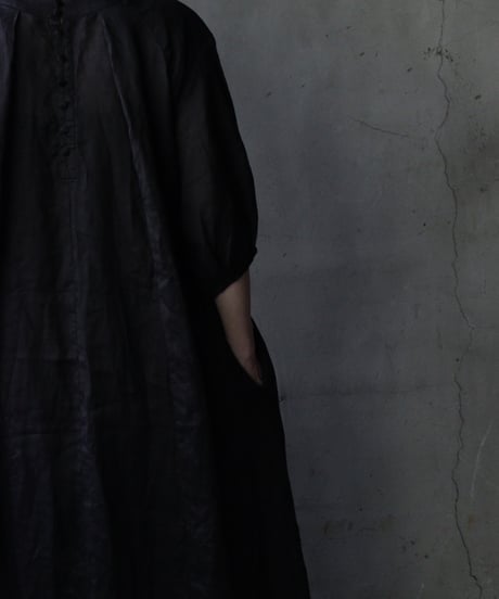 cavane キャヴァネ / Over Tuck Linen100 Dressワンピース / ca-25102