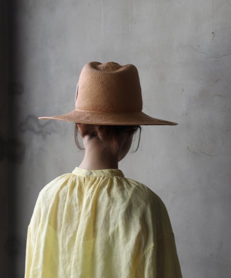 cavane キャヴァネ / Gather Neck Pullover Blouse linen100ブラウス / ca-26067