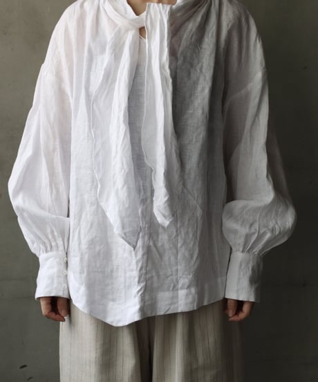 cavane キャヴァネ / Pull-over blouse with tie Linen100ブラウス / ca-26053