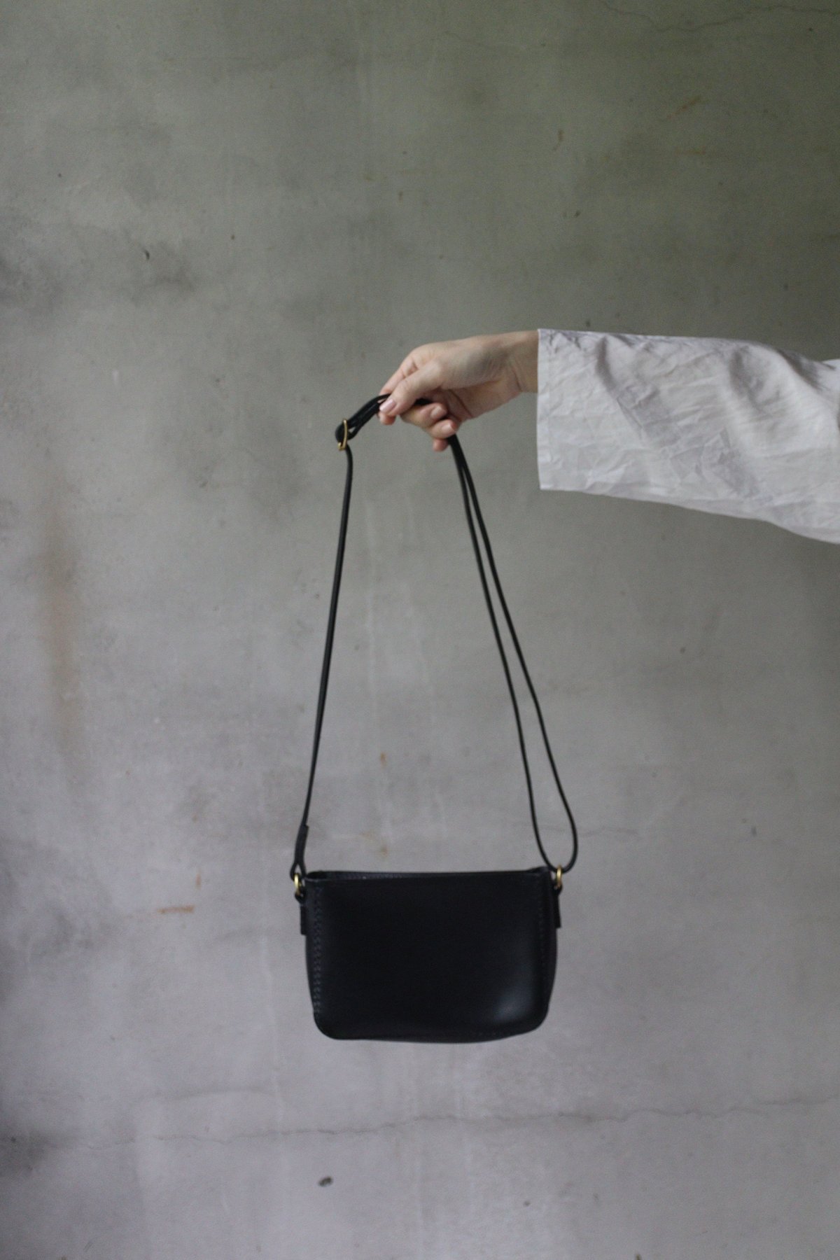klause クロイゼ　レザーショルダーバッグ 楽天市場】【大特価SALE20%OFF☆8/29(金)〜9/10(水)まで】klause