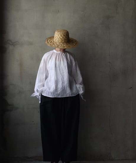 cavane キャヴァネ / Gather Neck Pullover Blouse linen100ブラウス / ca-26068
