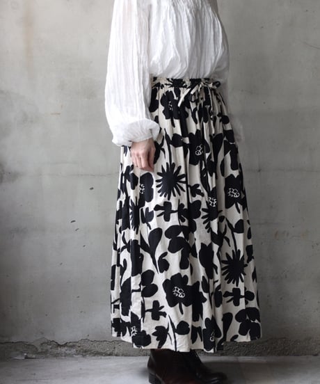 cavane キャヴァネ / Gatehered Petti Skirt Cotton&linenスカート/ ca-26050