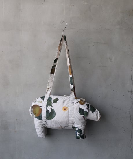 ALEKSANDR MANAMISアレクサンダーマナミ/ OINK OINK BAG LES FRUITSバッグ/ am-26010