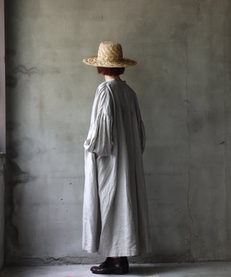 cavane キャヴァネ / Balloon sleeve dress linen100ワンピース / ca-25058