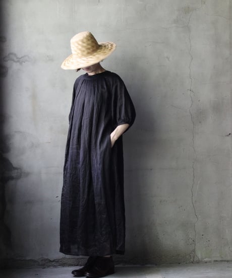 cavane キャヴァネ / Over Tuck Linen100 Dressワンピース / ca-25102