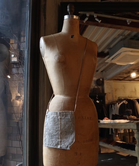 Antonia Rossi (Antomoon)/ Embroidered Shoulder Pochetteポシェット / An-24006