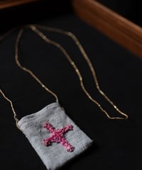 Antonia Rossi (Antomoon)/ Artisan Embroidered little pouch omamori vintage Necklaceネックレス / An-26019