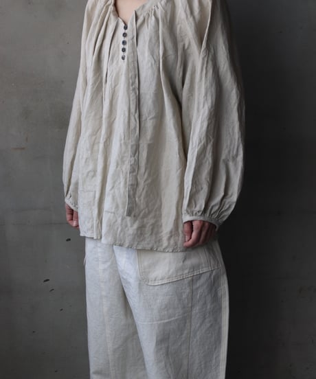 cavane キャヴァネ / Raglan puff-sleeve blouse Linen100硫化染めブラウス / ca-26023A