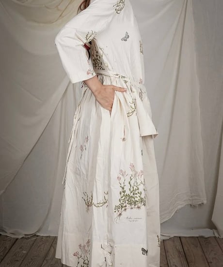 ALEKSANDR MANAMISアレクサンダーマナミ/ JARDIN D'ÉTÉ WIDE DRESSワンピース / am-26007