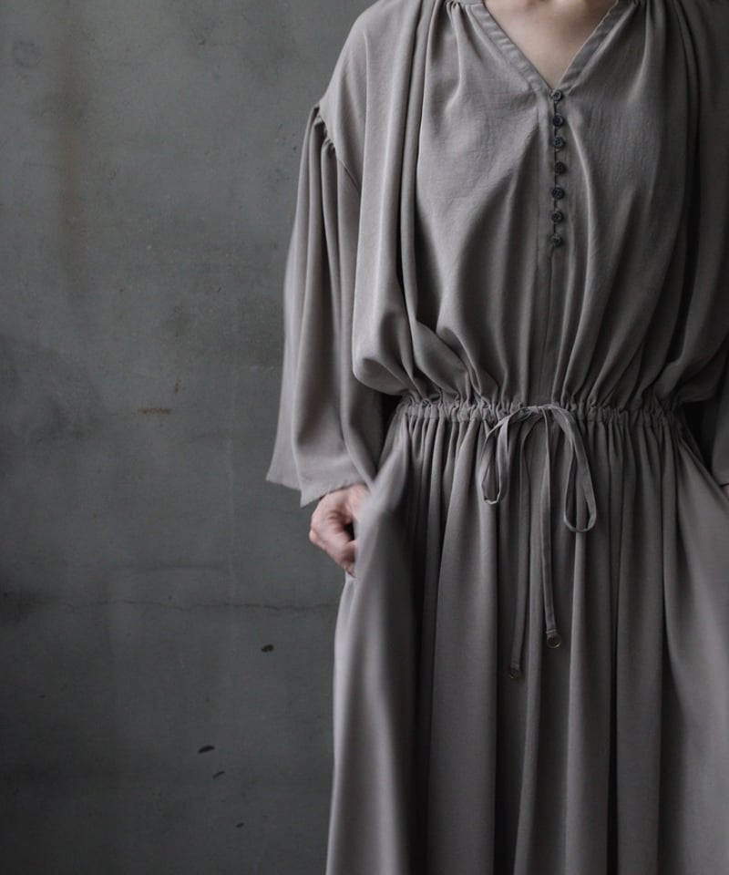 cavane キャヴァネ / TL V-Draw String dressワンピース/ ca-