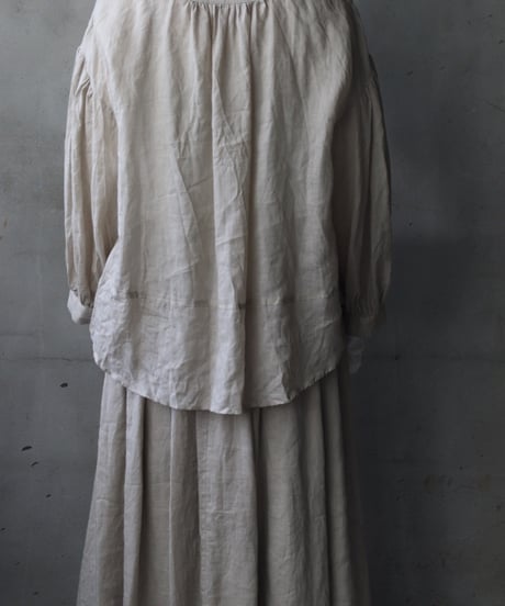 cavane キャヴァネ / V Pull-over blouse linen100ブラウス / ca-25148
