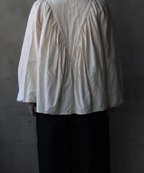再入荷_cavane キャヴァネ / Stand-collar raglan cotton & linen blouseブラウス / ca-26008