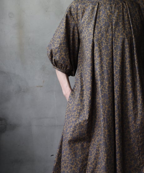 cavane キャヴァネ / Over Tuck Botanical Dressワンピース / ca-25126