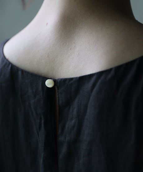 cavane キャヴァネ / Gathered dress linen100ワンピース / ca-25119