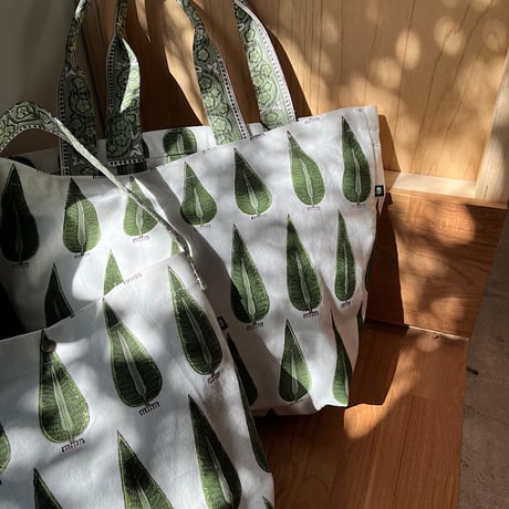 "Life of Tree"  Baguette Tote