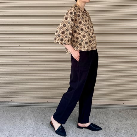 Open Collar Short Blouse