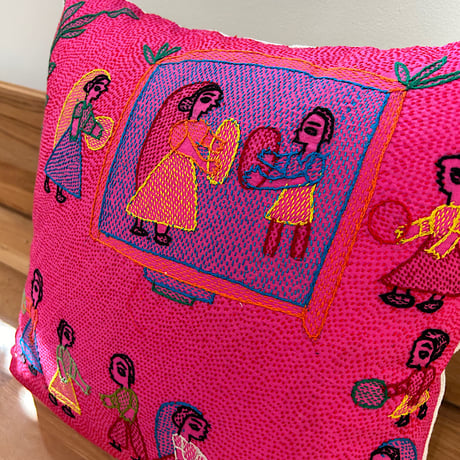 Sujini Cushion Cover 43*43 (Karwa Chauth)  Pink