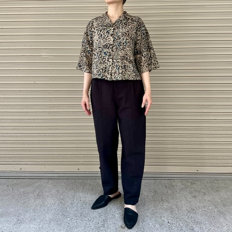 Open Collar Short Blouse