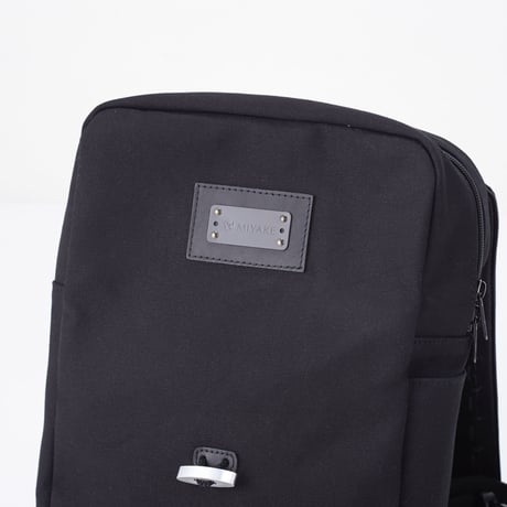 NAOMASA      BLACK+SILVER
