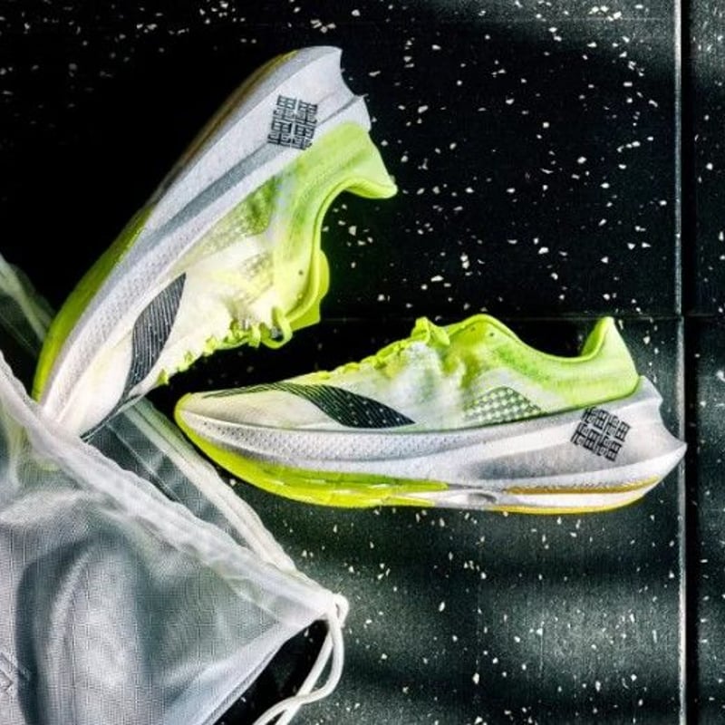 Li Ning（リーニン） Feidian ランニングシューズ ※注意 メーカー（中国