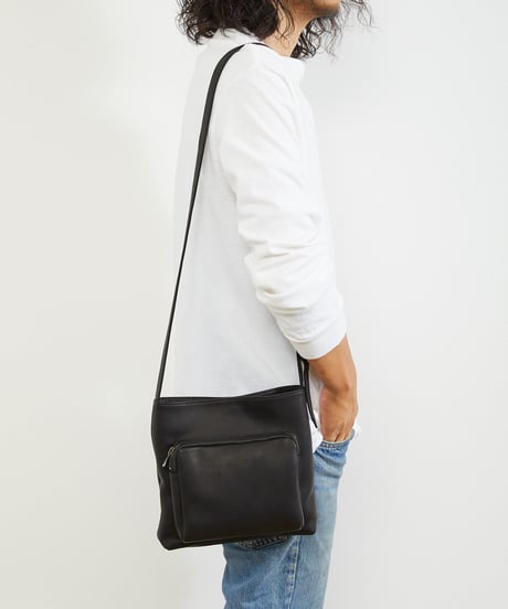 MR.OLIVE E.O.I ミスターオリーブ / WATER PROOF WASHABLE LEATHER / GUSSET POCKET COMPACT SHOULDER BAG / ME652