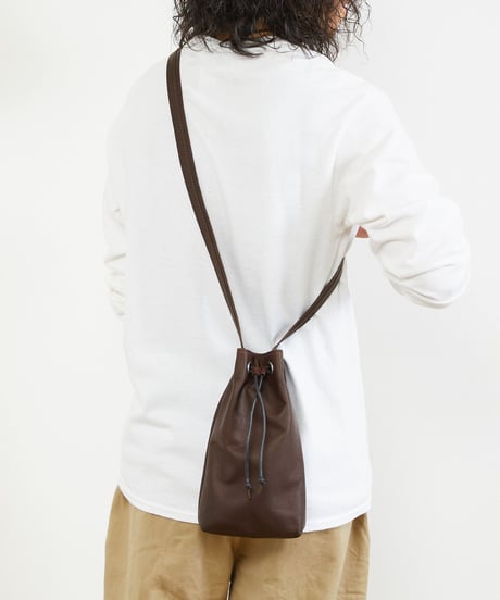 MR.OLIVE E.O.I ミスターオリーブ / WATER PROOF LIGHT LEATHER / DRAWSTRING MINI SHOULDER BAG / ME684