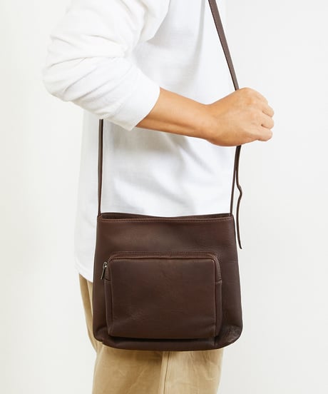 MR.OLIVE E.O.I ミスターオリーブ / WATER PROOF WASHABLE LEATHER / GUSSET POCKET COMPACT SHOULDER BAG / ME652