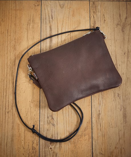 MR.OLIVE E.O.I ミスターオリーブ / WATER PROOF WASHABLE LEATHER / ZIPPER SMALL SACOCHE / ME680
