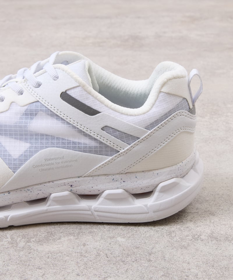 MOISTHROUGH360 モイスルー360 / VENTIRIS 特許取得・通気防水システ