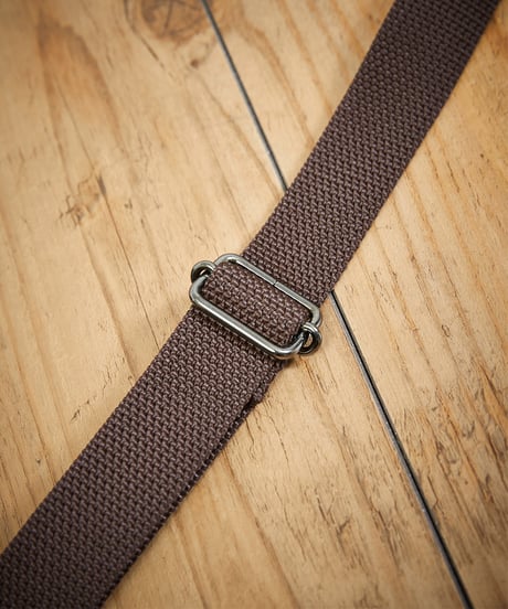 MR.OLIVE E.O.I ミスターオリーブ / WATER PROOF LIGHT LEATHER / TRIANGLE BODY BAG / ME696