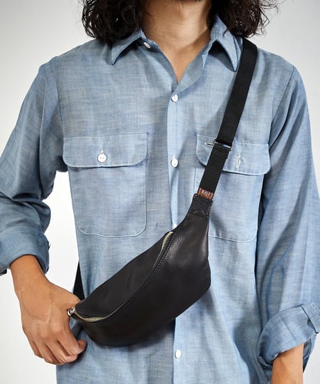 MR.OLIVE E.O.I ミスターオリーブ / WATER PROOF WASHABLE LEATHER / SMALL BODY BAG / ME681